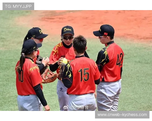 四川女垒小组赛胜陕西，颜思语本垒打成转折点